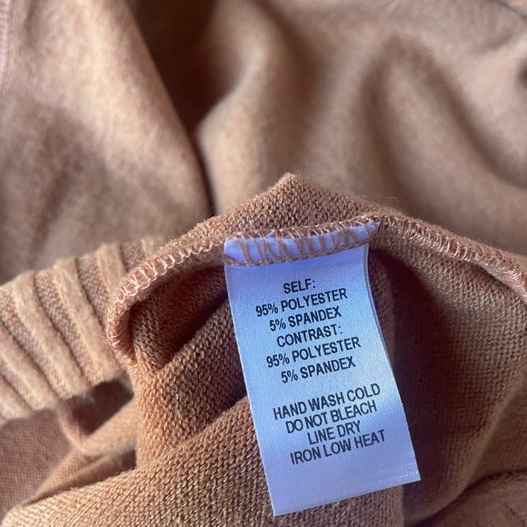 Lulu’s Camel cowl neck long sleeve sweater dress size XS NEW - Picture 8 of 9